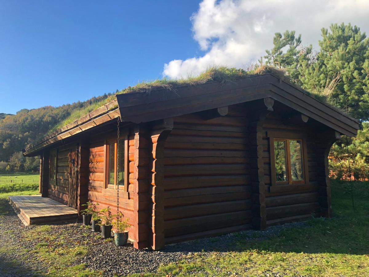 Log Home Village Ulverston Exterior photo